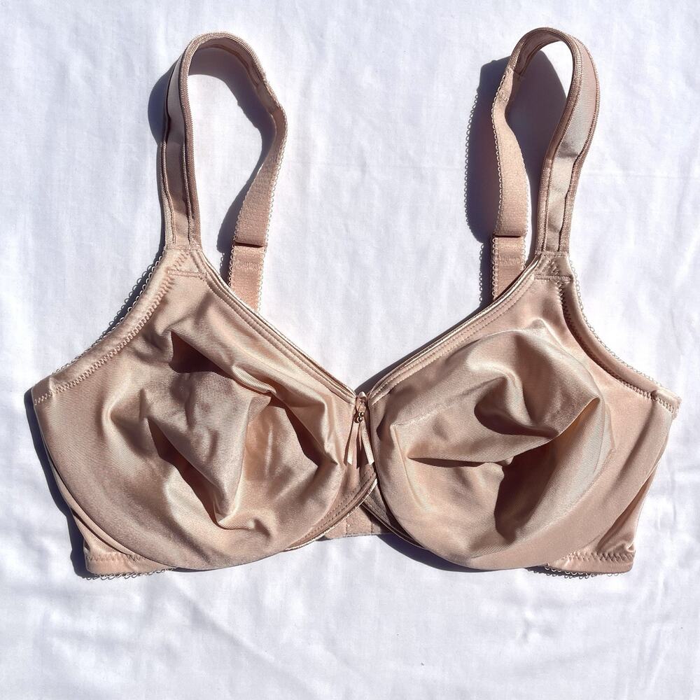 Wacoal Body Suede Bra 34D Beige Full Figure Seamless Underwire 85185